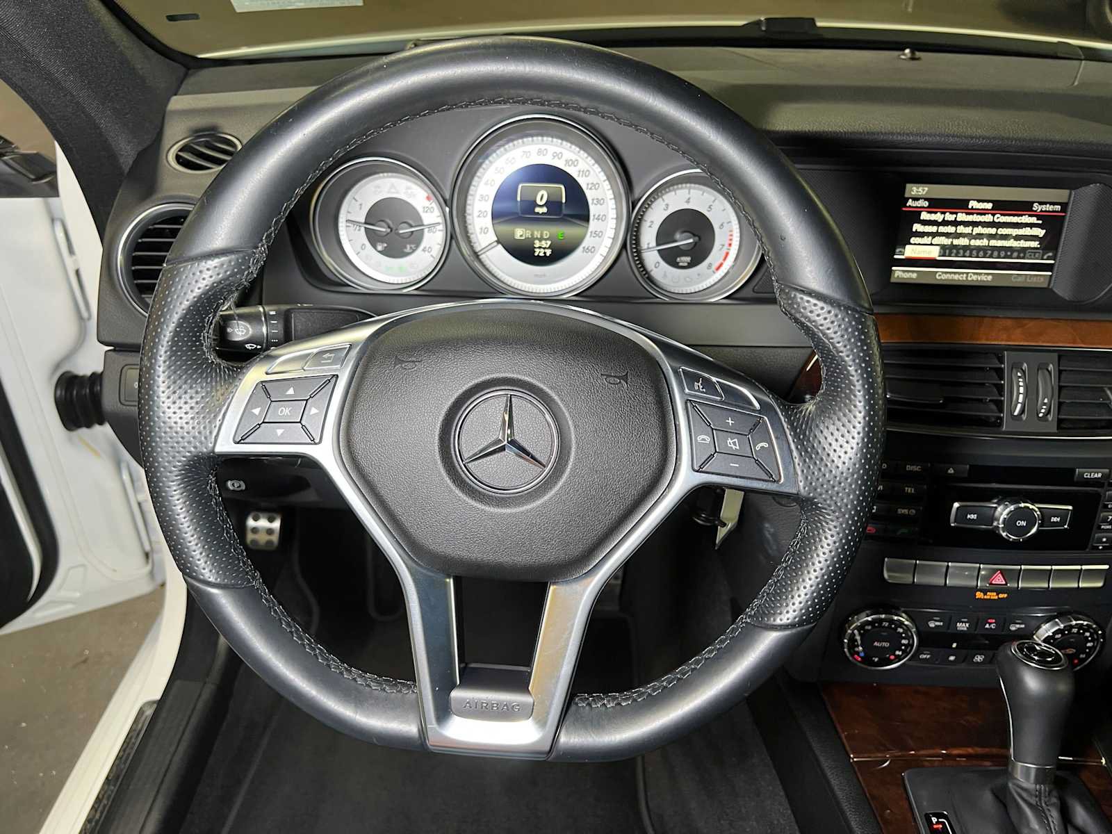 Used 2014 Mercedes-Benz C 250 Sedan image 25