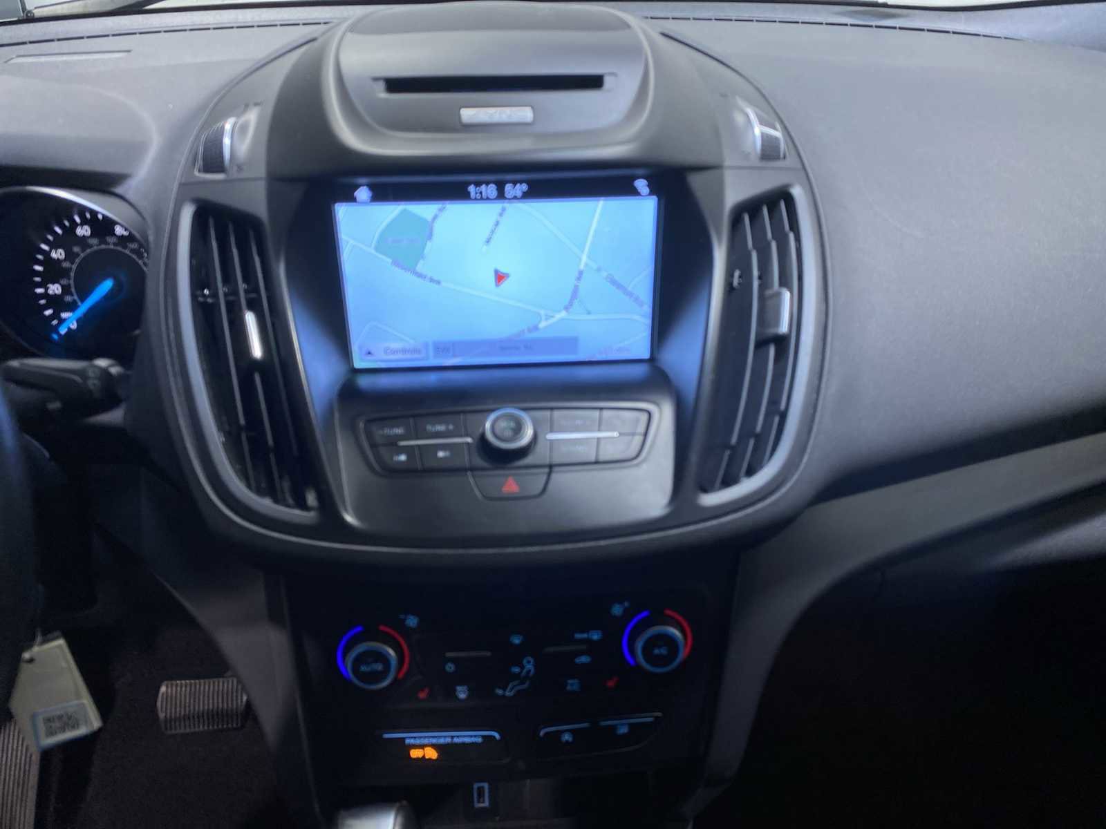 Used 2018 Ford Escape SEL w/ Ford Safe & Smart Package image 16