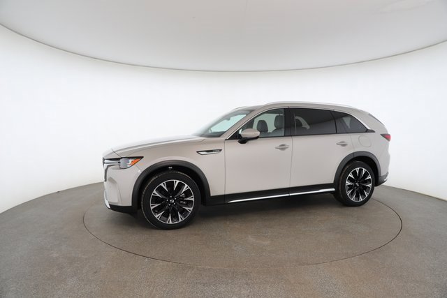 Used 2024 MAZDA CX-90 Plug-In Hybrid w/ Premium Pkg image 4