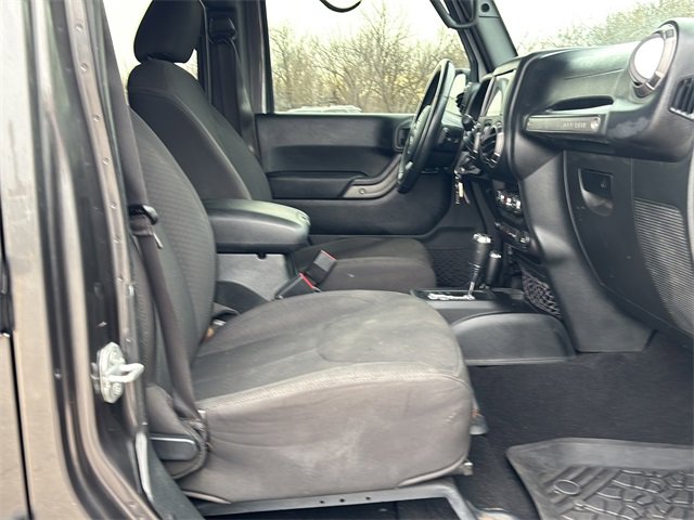 Used 2018 Jeep Wrangler Unlimited Sport S image 11