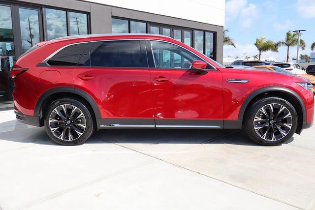 Used 2024 MAZDA CX-90 Plug-In Hybrid w/ Premium Plus image 2