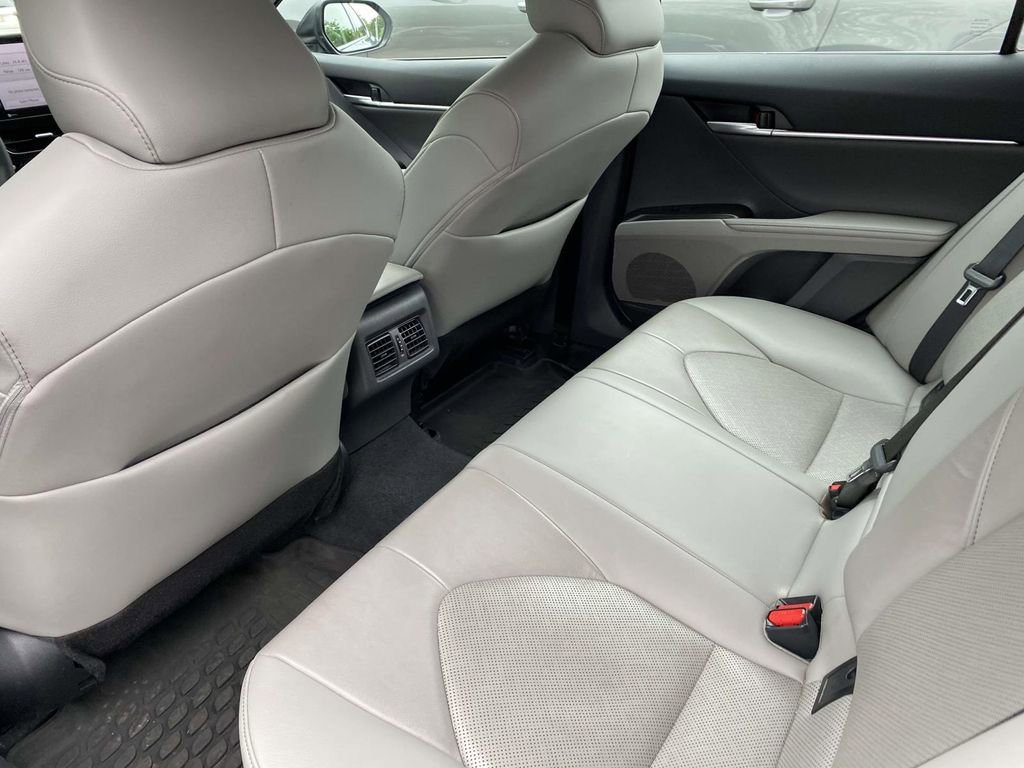 Used 2024 Toyota Camry XLE FWD image 15