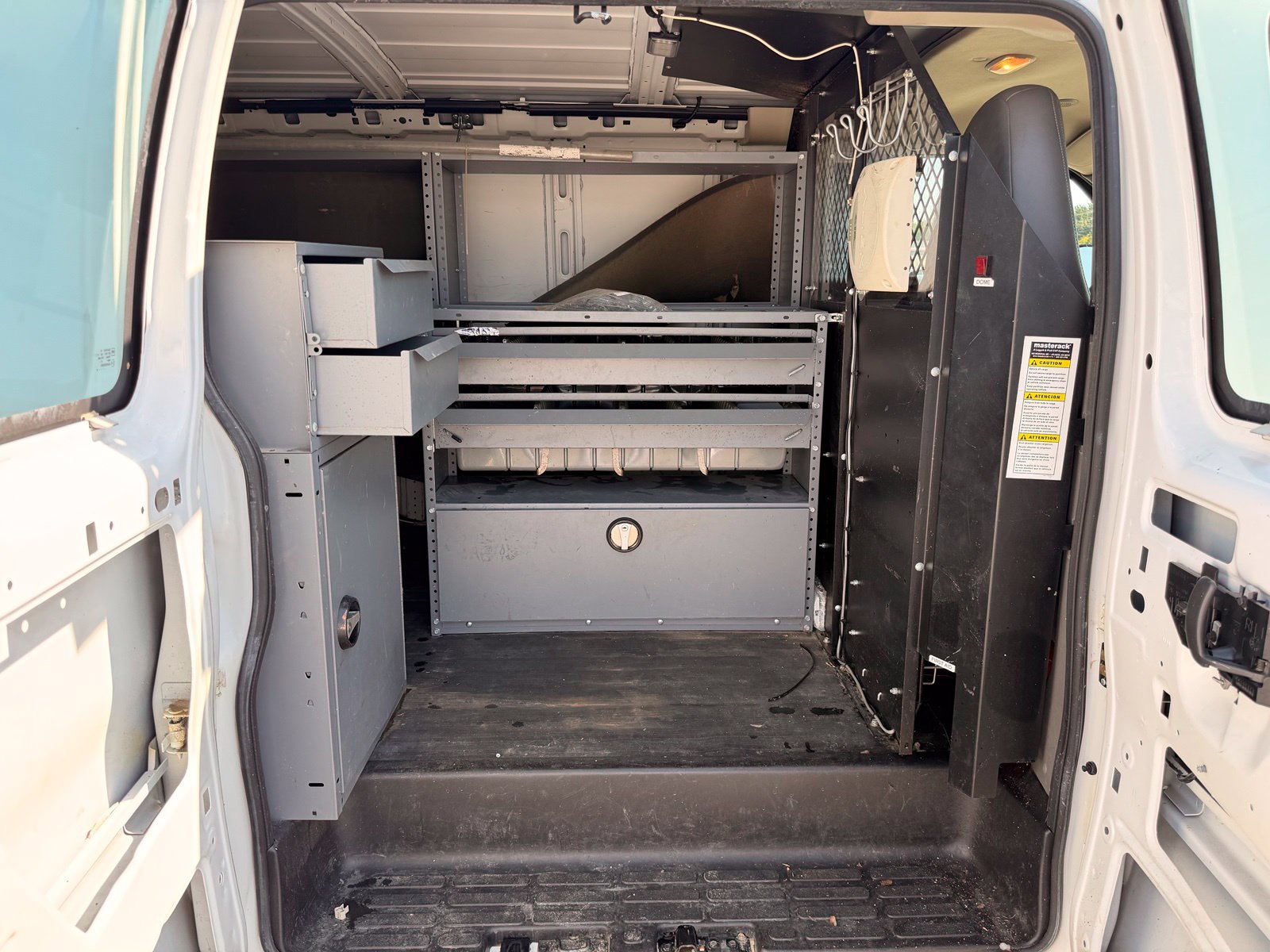 Used 2014 Chevrolet Express 2500 RWD image 19