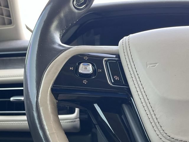 Used 2020 Lincoln Aviator Grand Touring w/ Equipment Group 302A AWD/4WD image 28