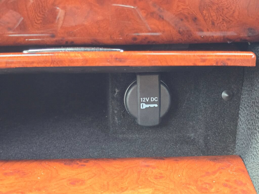 Used 2013 Chrysler 300 Touring w/ Driver Convenience Group RWD image 34