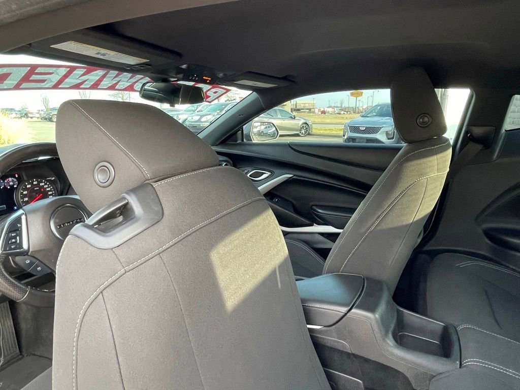 Used 2020 Chevrolet Camaro SS image 24