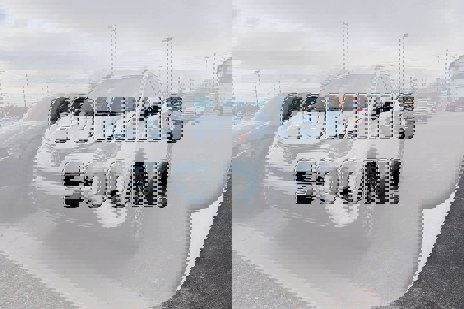 Used 2018 Toyota RAV4 XLE image 1