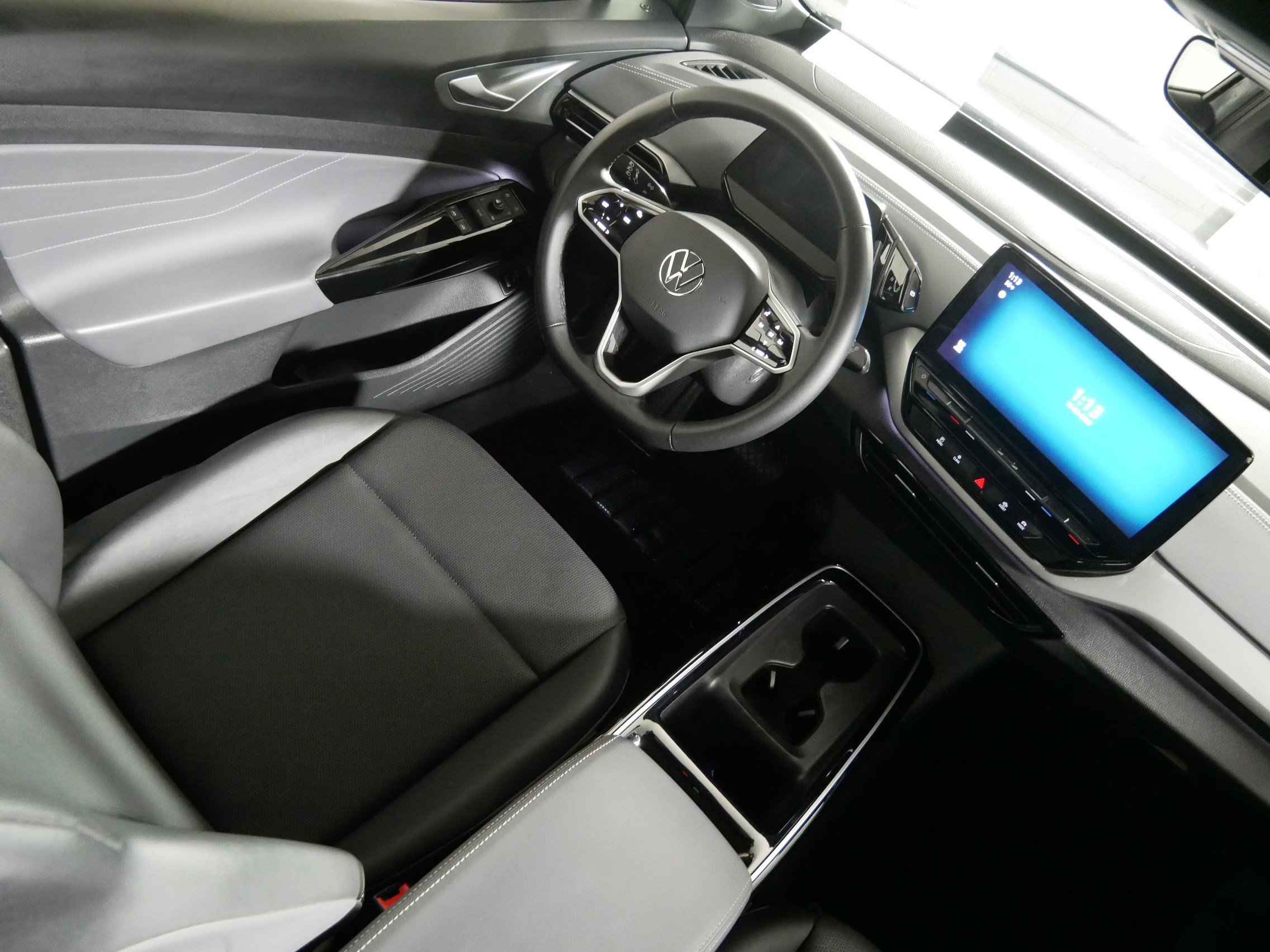 Certified 2023 Volkswagen ID.4 Pro S image 9