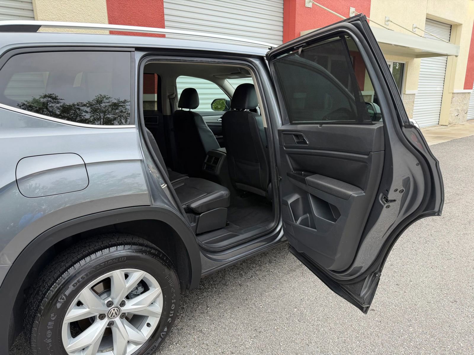 Used 2018 Volkswagen Atlas SE image 31