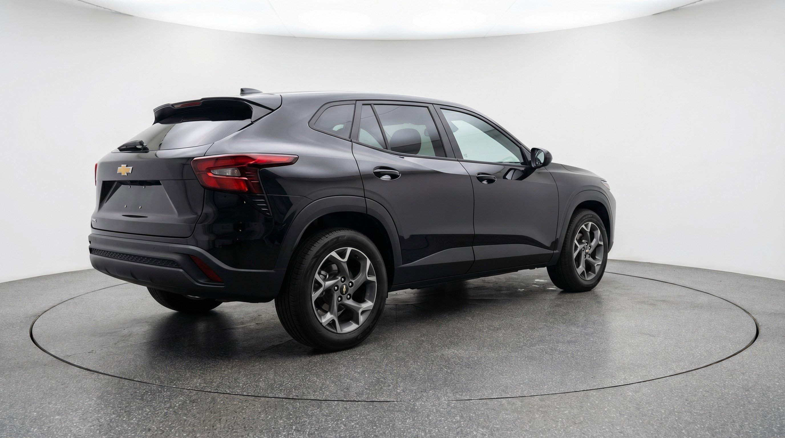 Used 2025 Chevrolet Trax LT w/ LT Convenience Package image 9