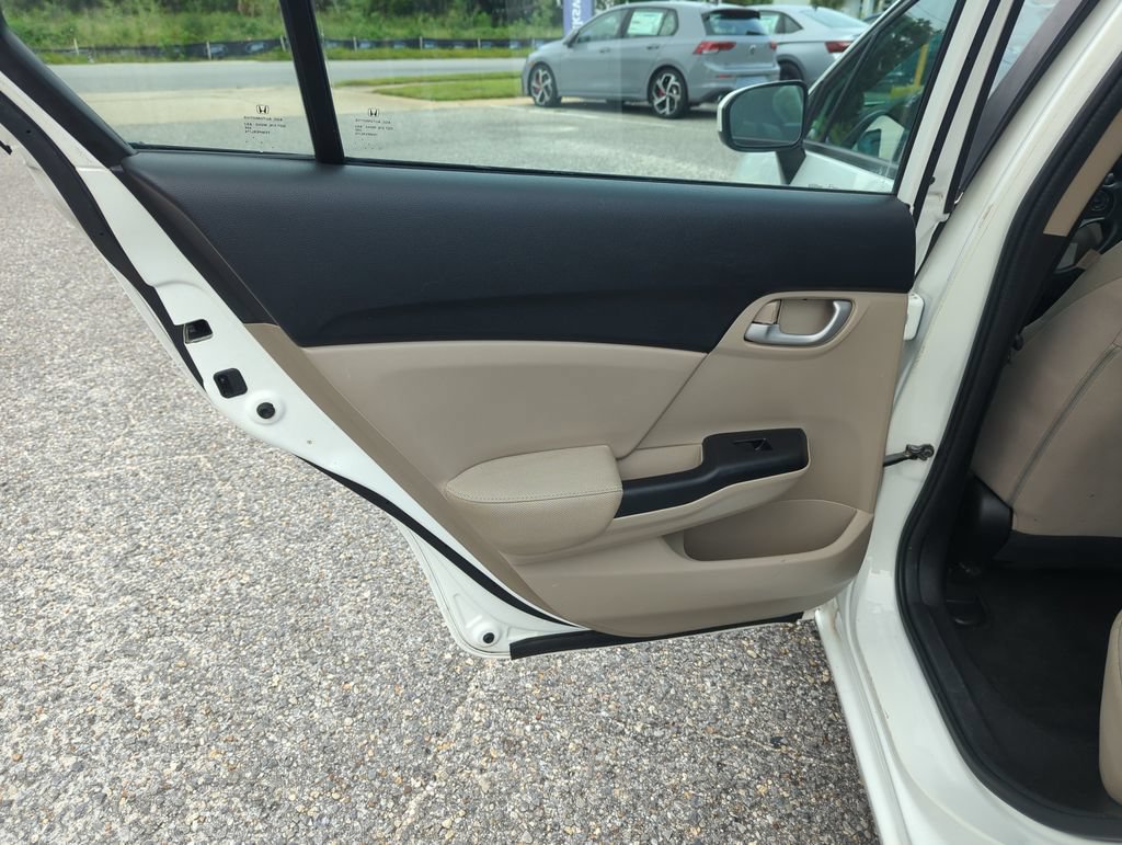Used 2015 Honda Civic SE image 27