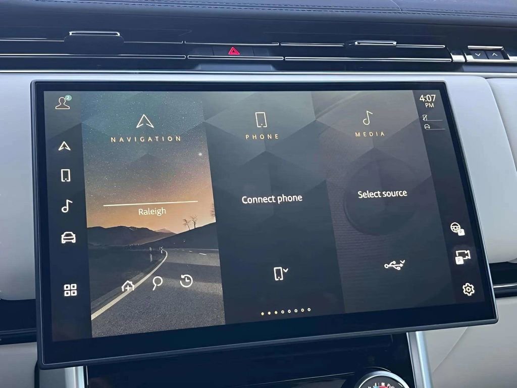 Used 2023 Land Rover Range Rover SE image 15