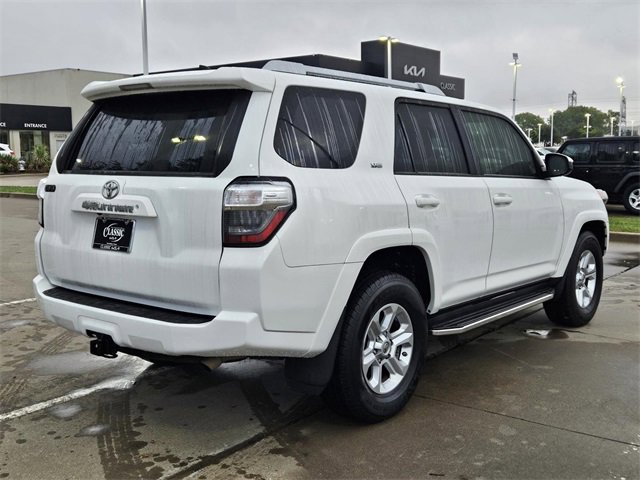 Used 2018 Toyota 4Runner SR5 image 5