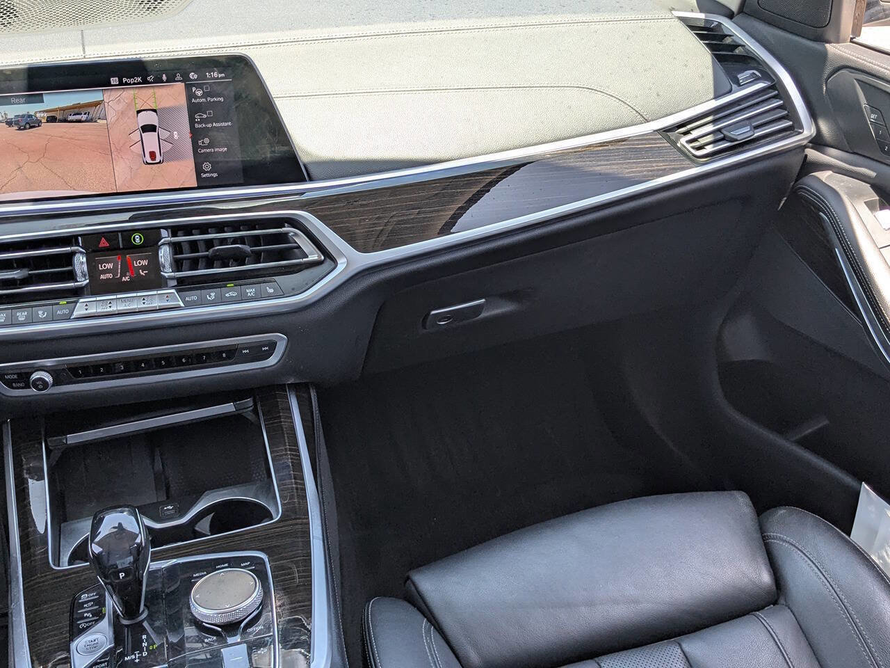 Used 2019 BMW X7 xDrive40i w/ Parking Assistance Package image 17