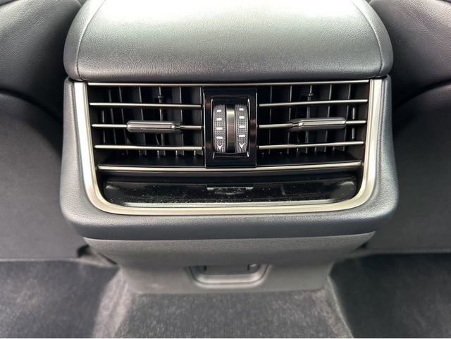 Used 2022 Lexus LS 500 w/ Cold Weather Package (CK) RWD image 18