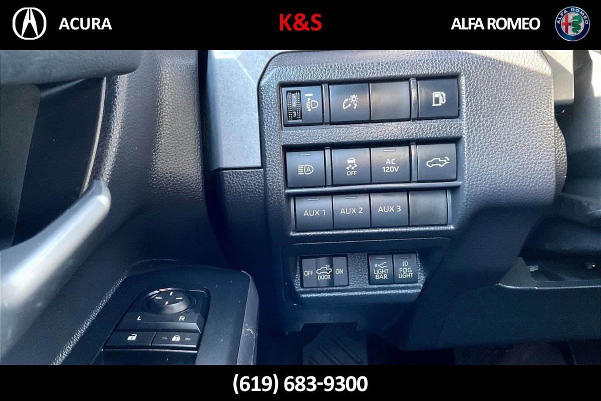Used 2024 Toyota Tacoma 4x4 Double Cab Hybrid image 36