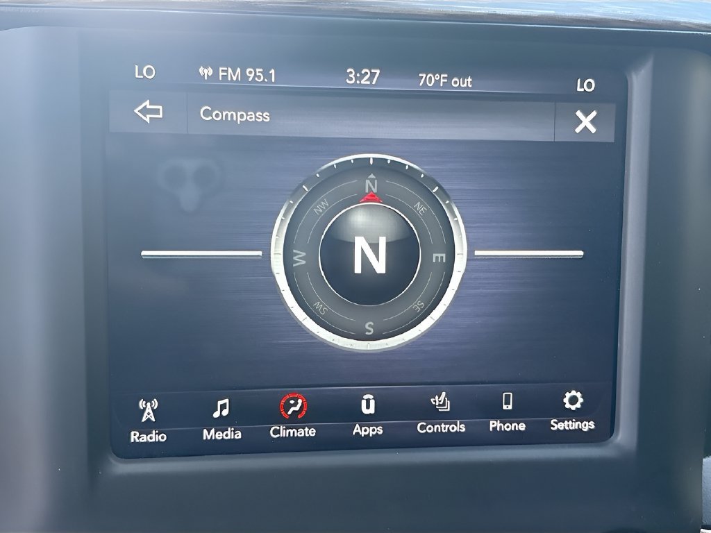 Used 2021 RAM 2500 Laramie w/ Chrome Appearance Group AWD/4WD image 13
