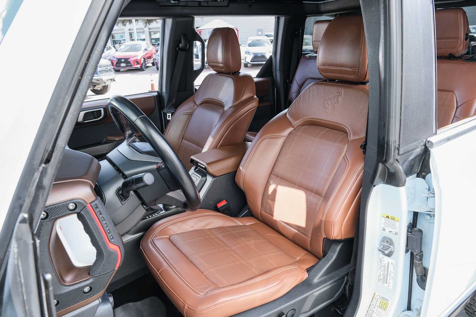 Used 2023 Ford Bronco Heritage Edition AWD/4WD image 26