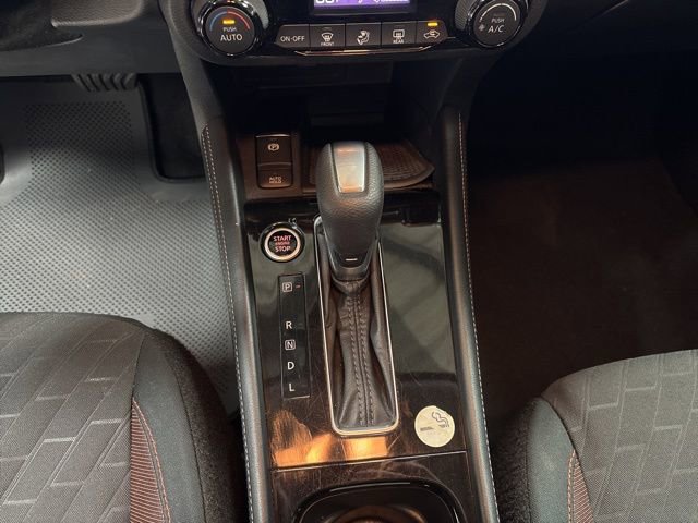Used 2024 Nissan Kicks SR image 15