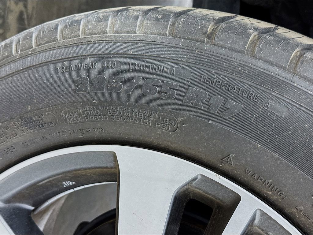 Used 2018 Toyota RAV4 XLE image 43