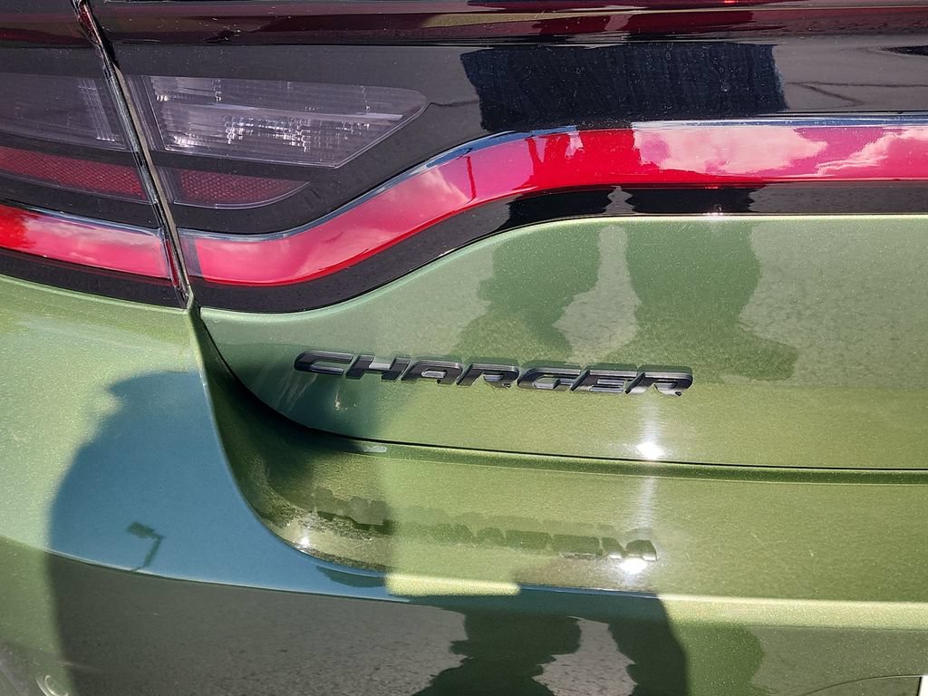 Used 2020 Dodge Charger Scat Pack RWD image 40