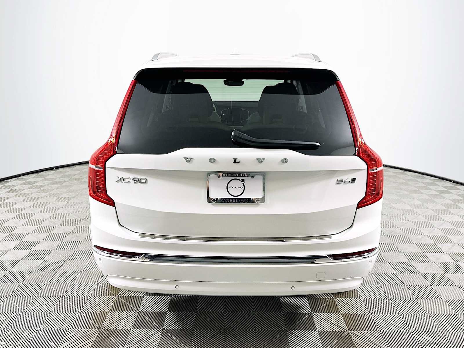 Used 2023 Volvo XC90 B6 Plus w/ Protection Package Premier AWD/4WD image 6