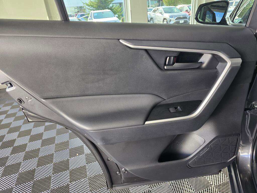 Used 2025 Toyota RAV4 LE image 35