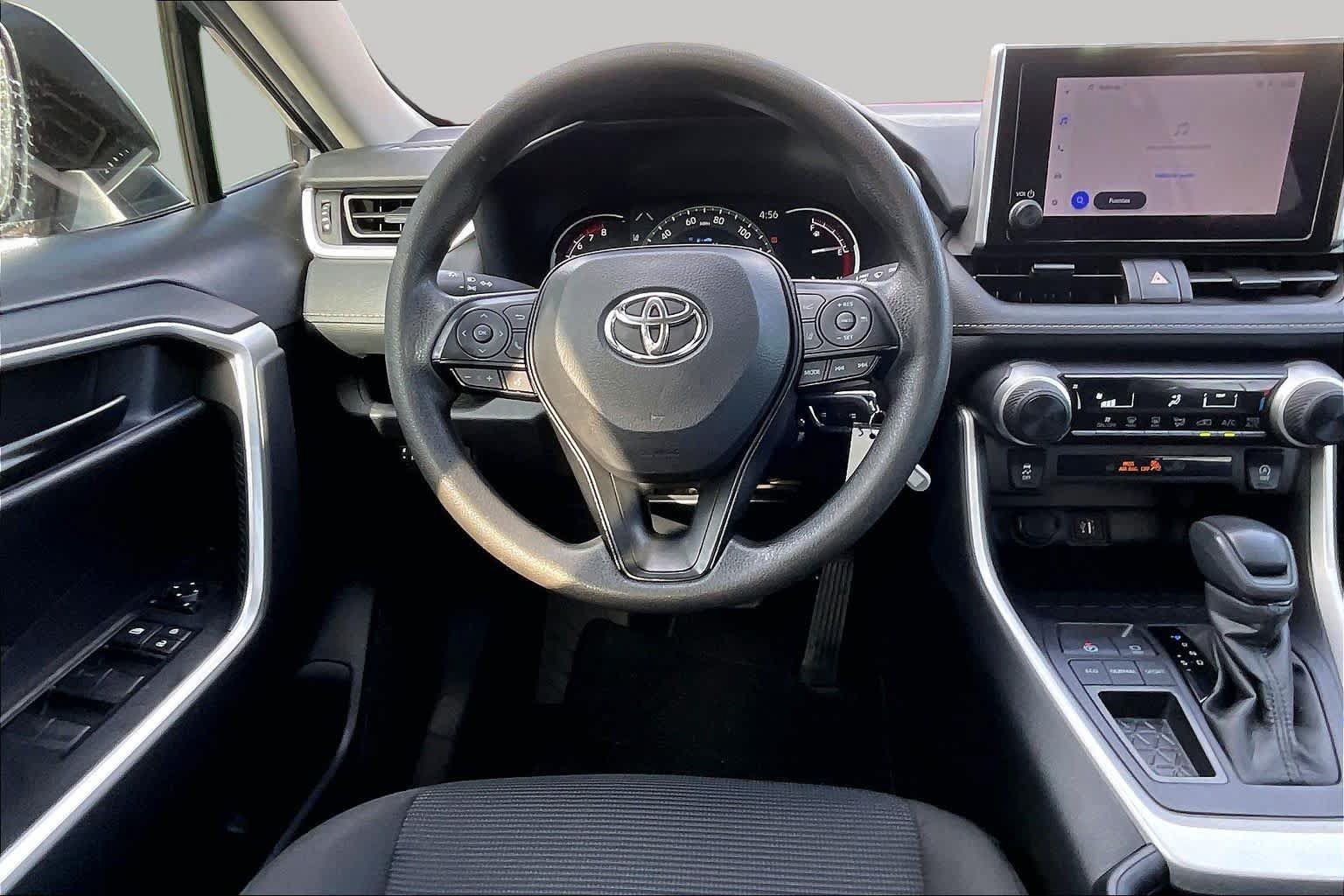 Used 2025 Toyota RAV4 LE FWD image 6