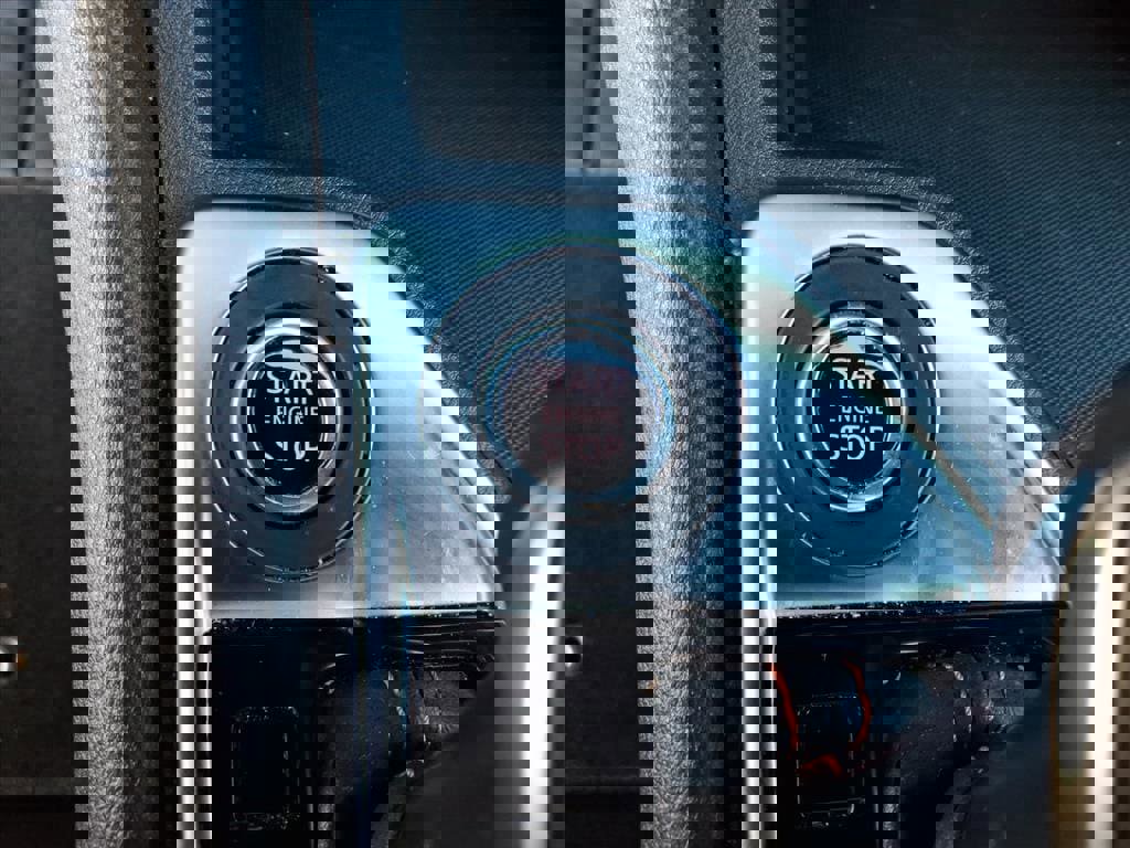 Used 2024 Nissan Sentra SR image 12