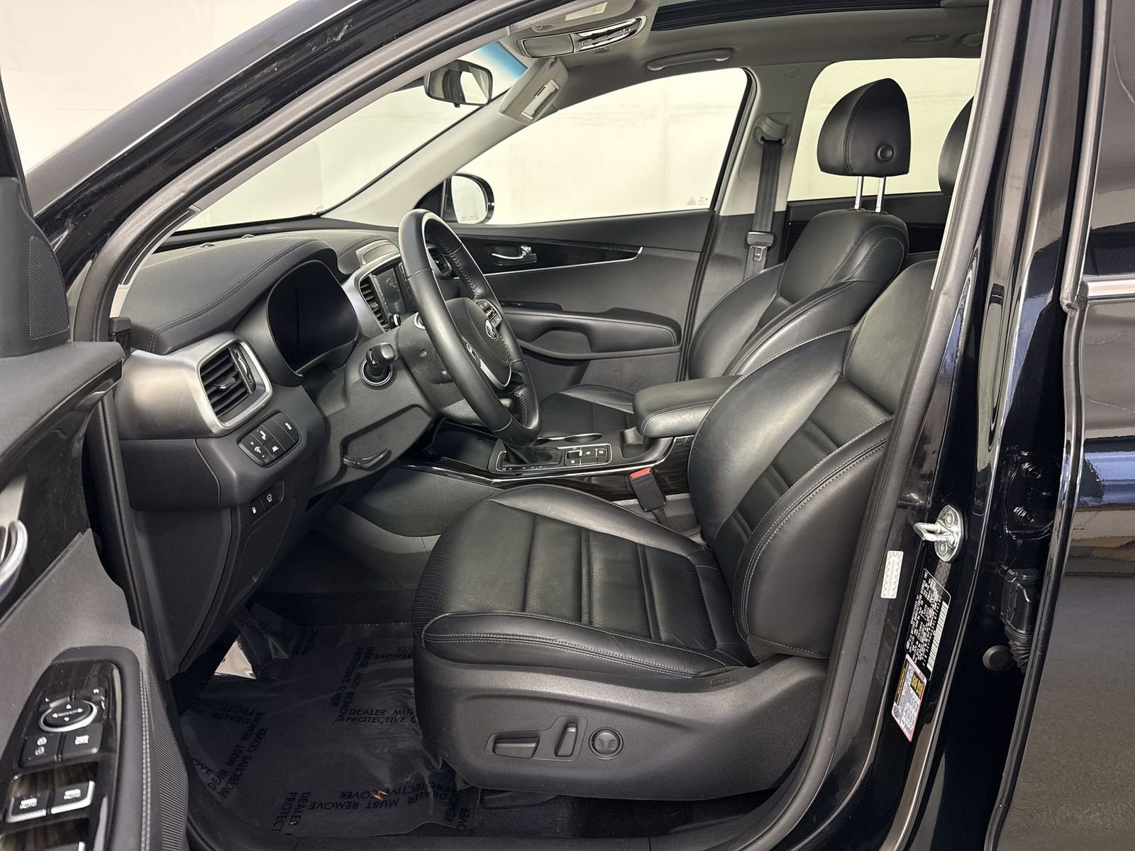 Used 2020 Kia Sorento EX FWD image 4