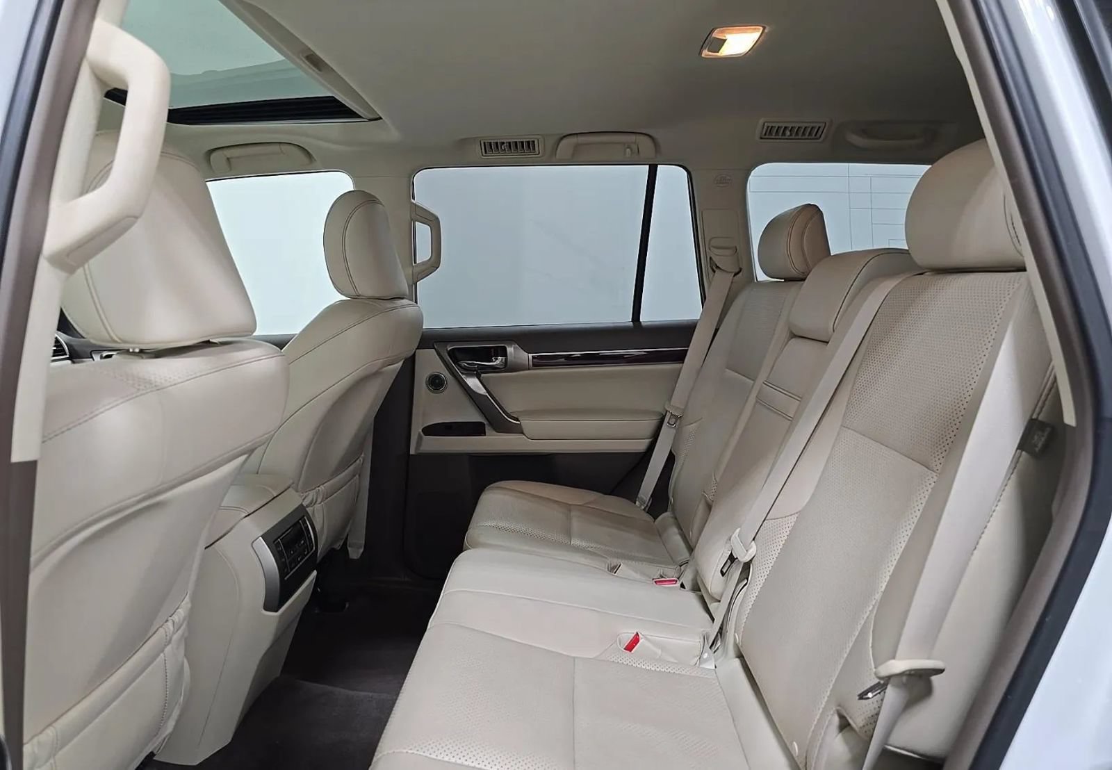 Used 2018 Lexus GX 460 Luxury AWD/4WD image 5