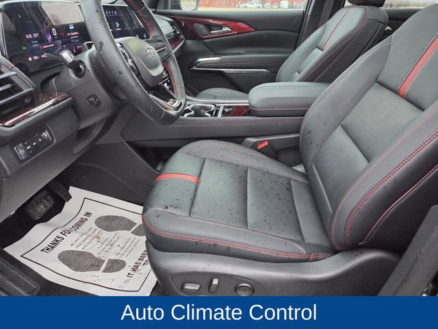 Used 2024 Chevrolet Traverse RS w/ LPO, Floor Liner Package AWD/4WD image 16