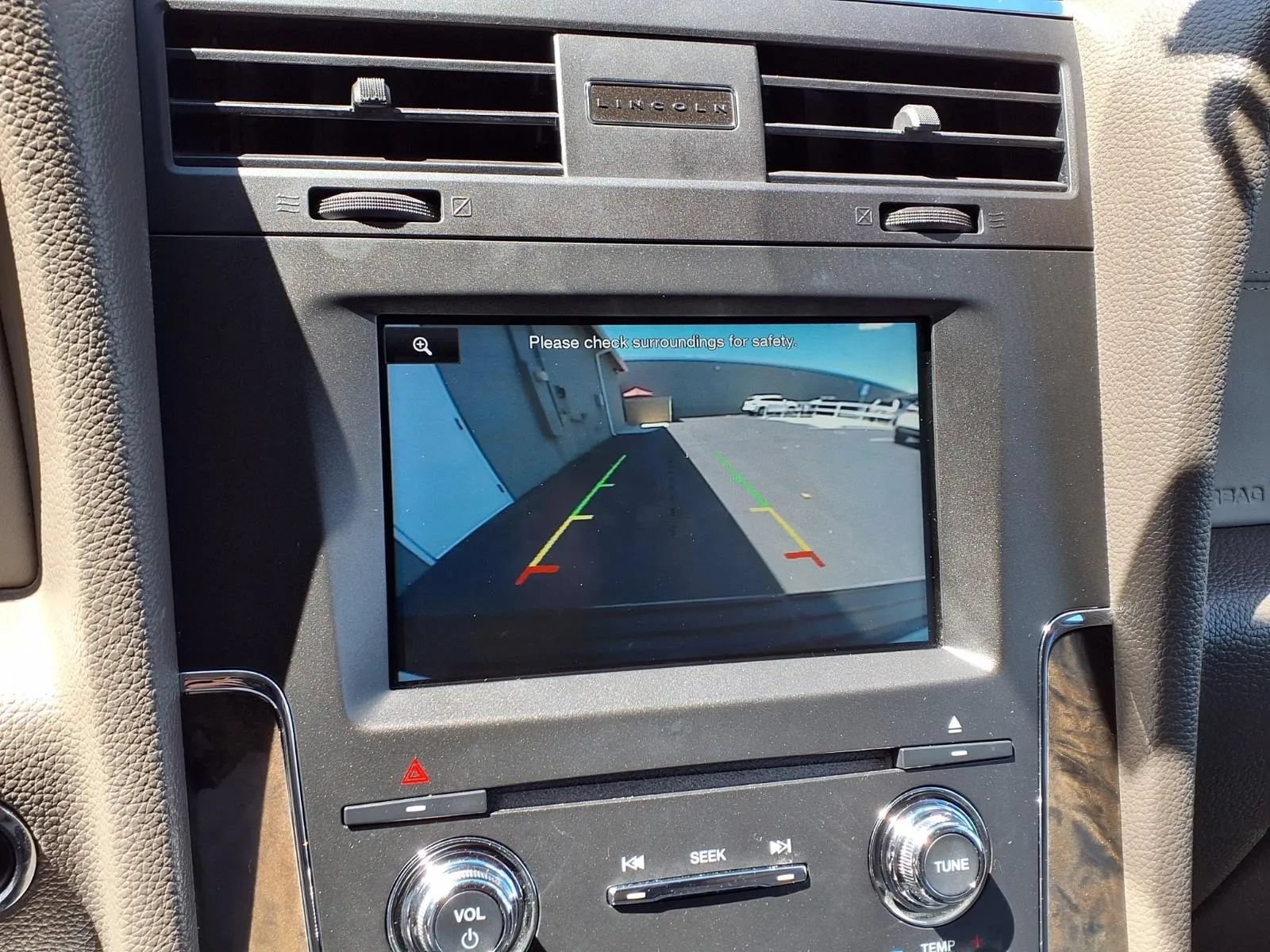 Used 2015 Lincoln Navigator 2WD image 9