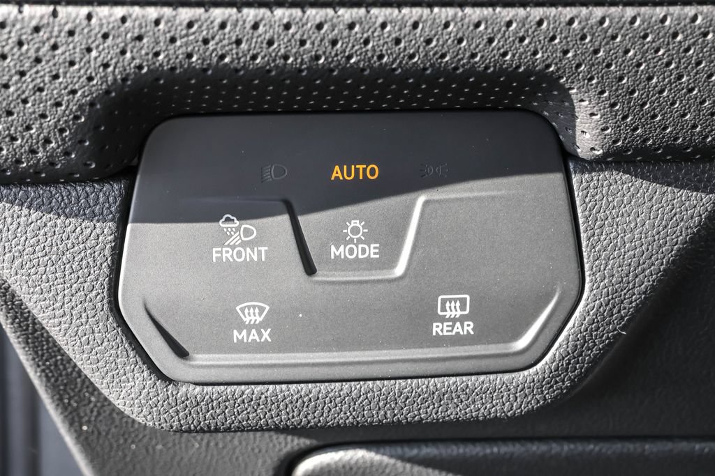 Used 2026 Volkswagen Atlas SEL Premium R-Line AWD/4WD image 18