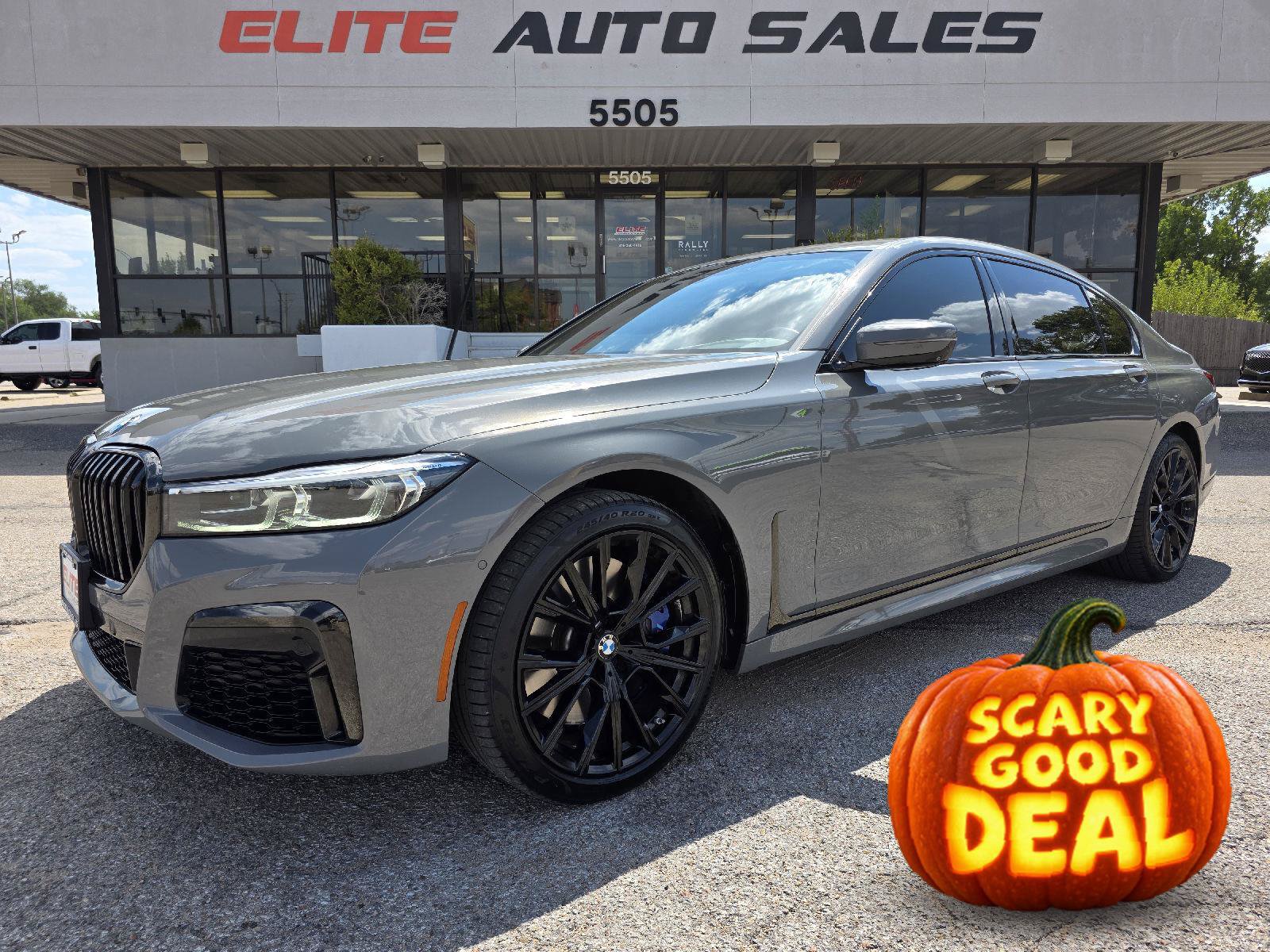 Used 2022 BMW 750i xDrive w/ M Sport Package AWD/4WD image 1