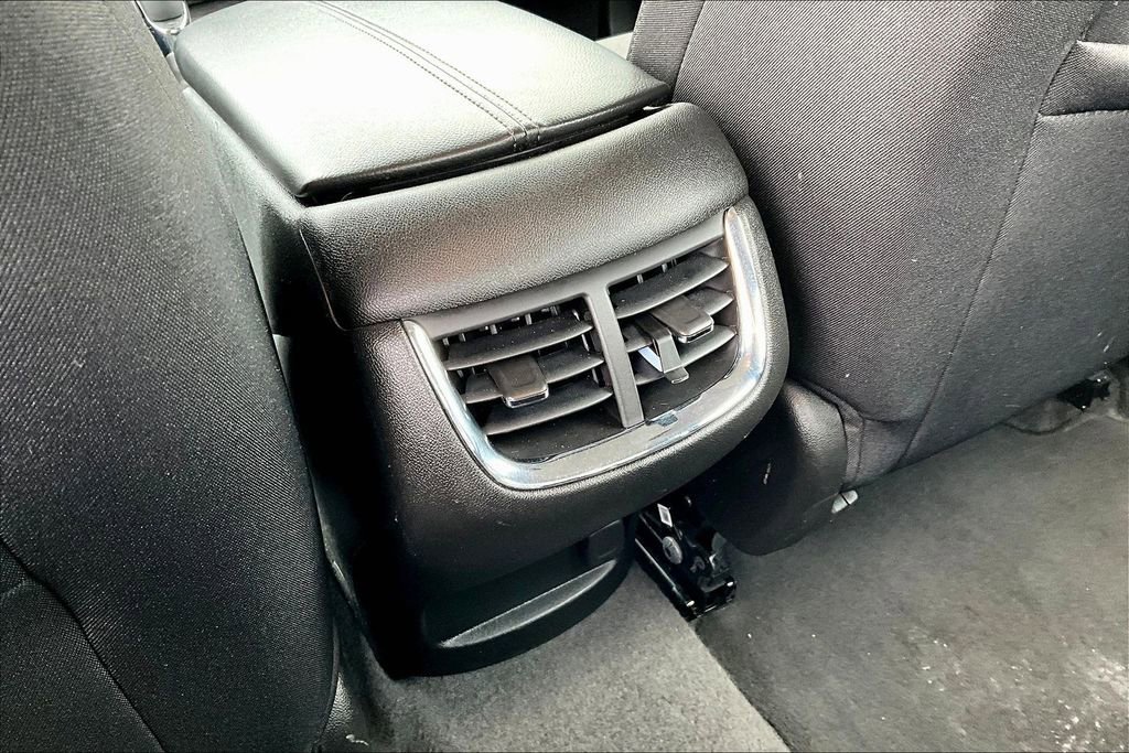 Used 2024 Chevrolet Malibu LT image 10