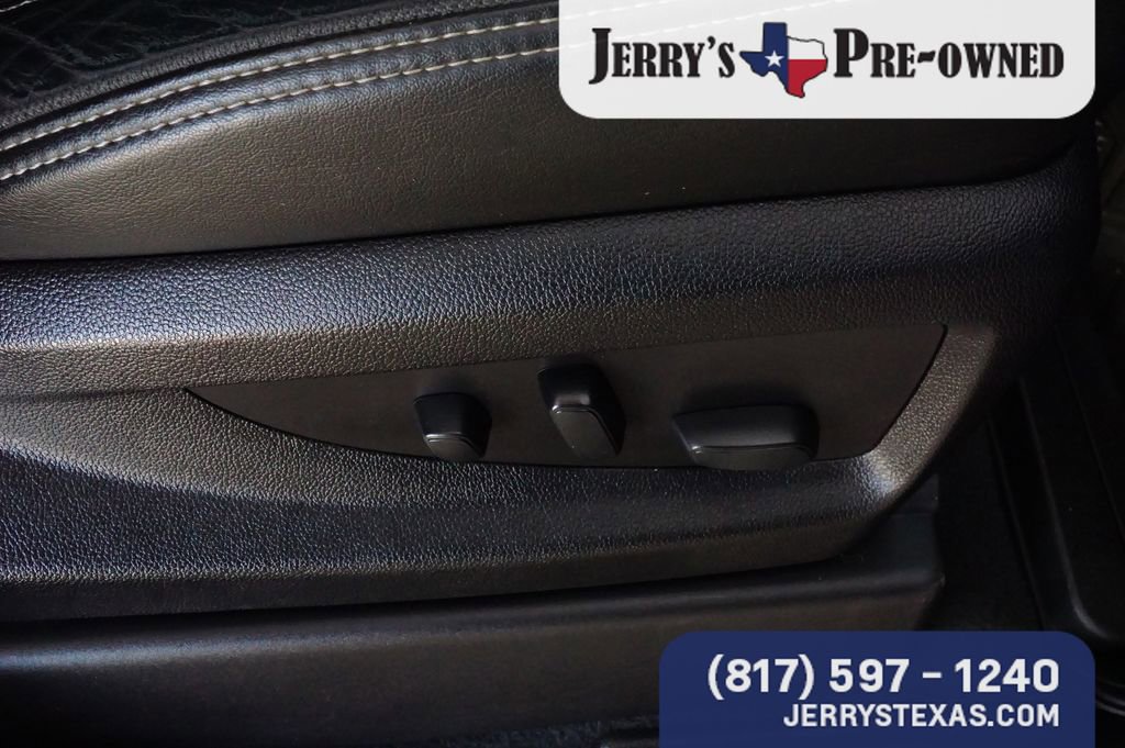 Used 2019 GMC Yukon XL Denali image 24