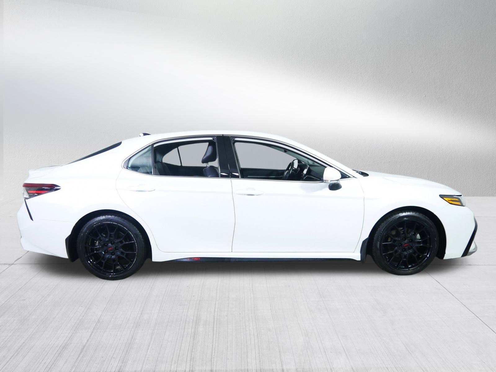 Used 2021 Toyota Camry XSE w/ Navigation Package image 8