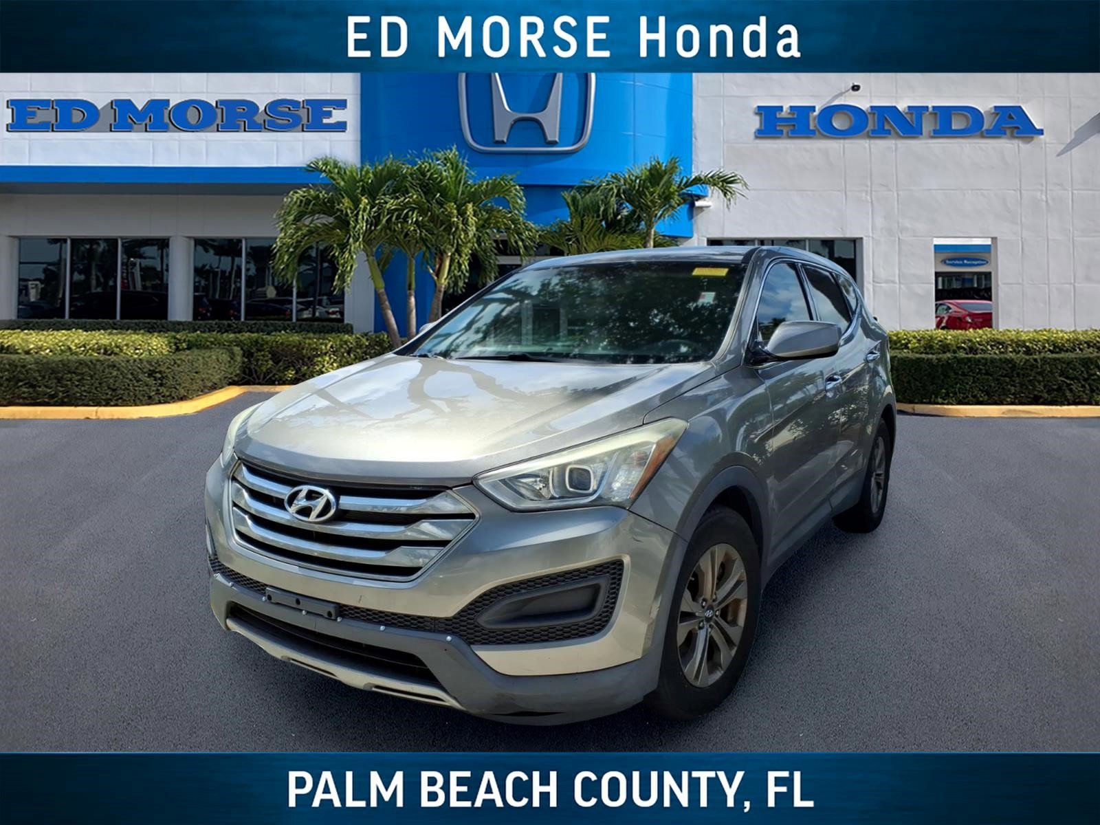 Used 2015 Hyundai Santa Fe Sport FWD image 1