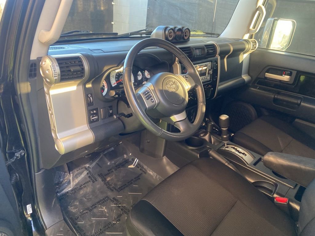 Used 2012 Toyota FJ Cruiser 4WD w/ Upgrade Pkg image 35