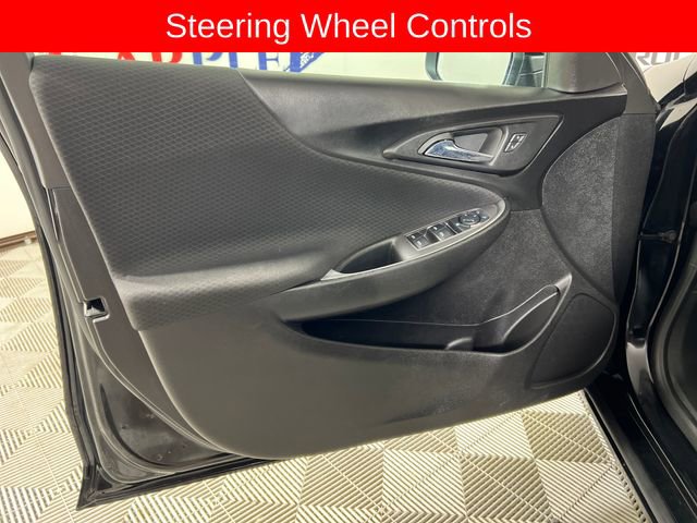 Used 2024 Chevrolet Malibu LT FWD image 11