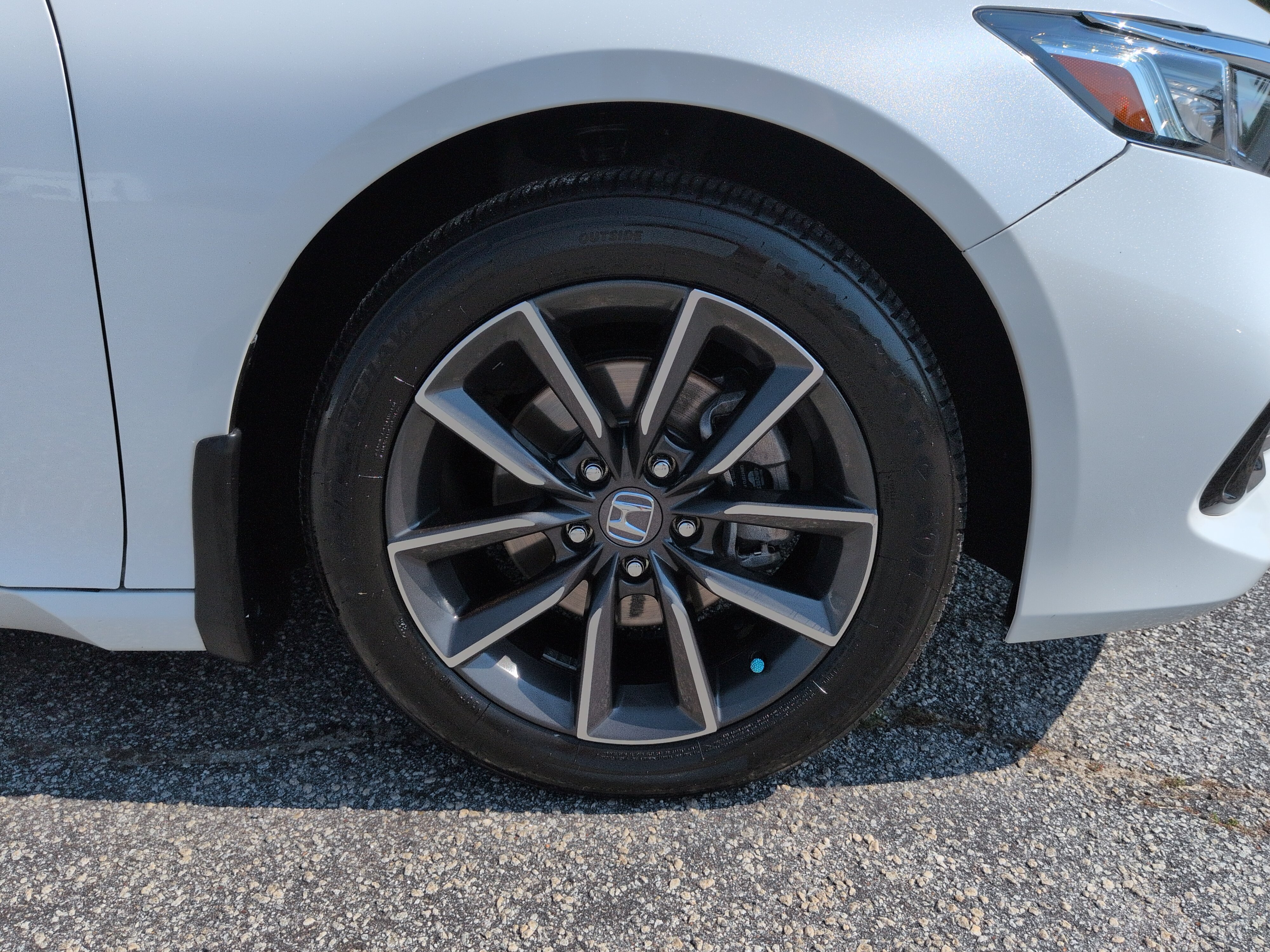 Used 2021 Honda Accord EX-L image 9