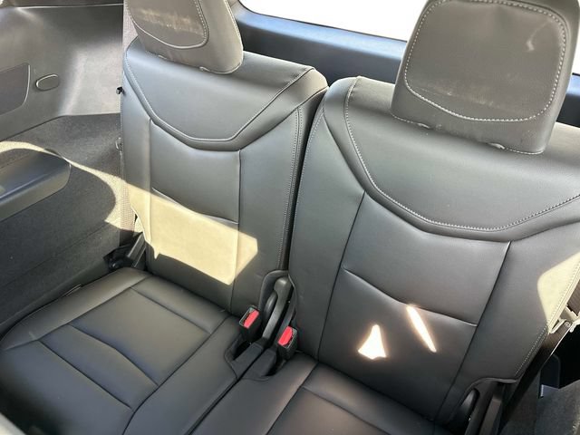 Certified 2024 Cadillac XT6 Luxury w/ LPO, Floor Liner Package AWD/4WD image 12