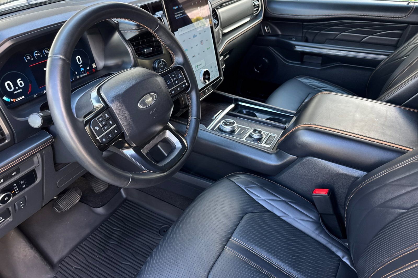 Used 2024 Ford Expedition Max Platinum AWD/4WD image 12