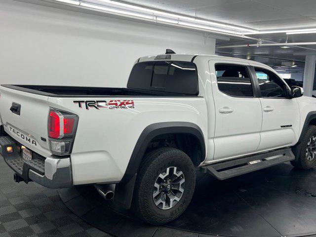 Certified 2023 Toyota Tacoma TRD Off-Road image 4