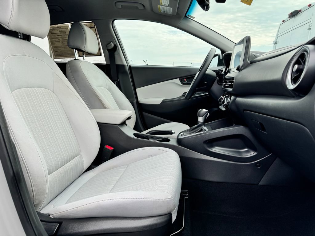 Used 2023 Hyundai Kona SEL AWD/4WD image 10