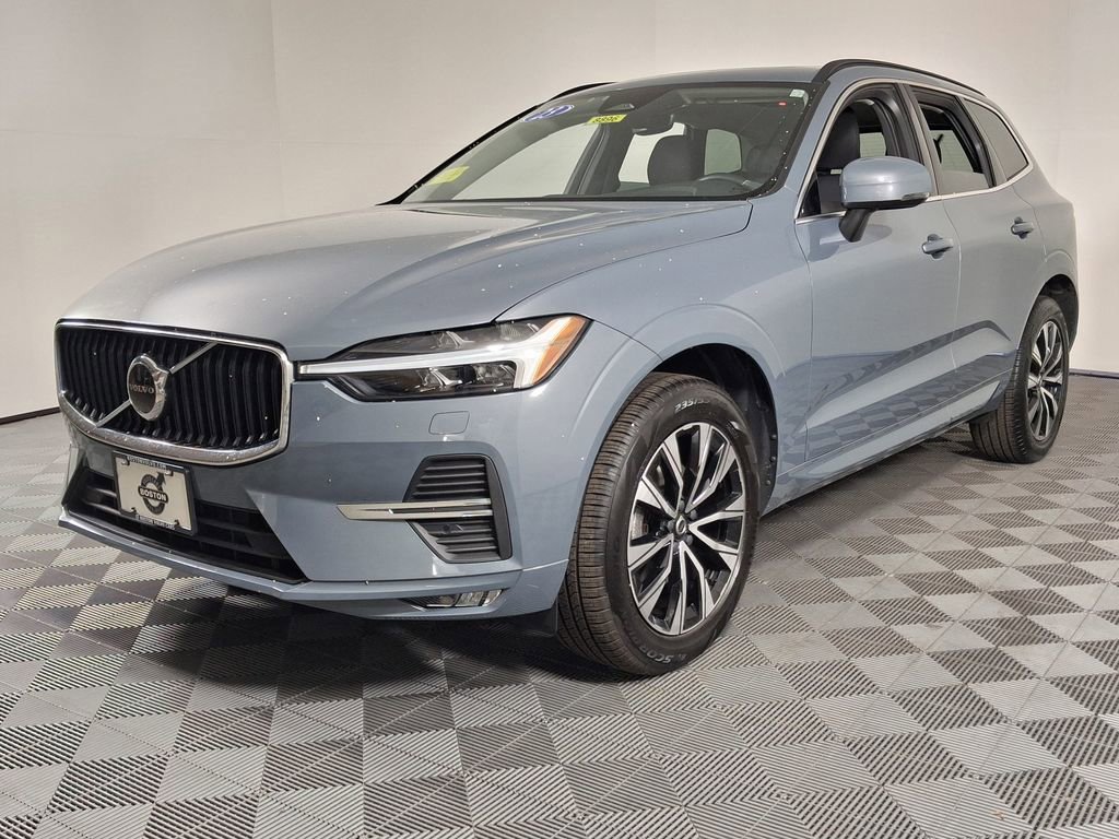Certified 2023 Volvo XC60 B5 Core AWD/4WD image 3