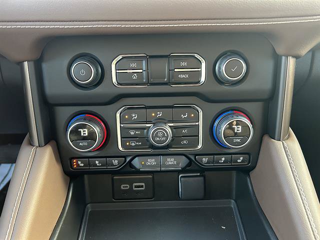 Certified 2024 Chevrolet Tahoe High Country AWD/4WD image 18