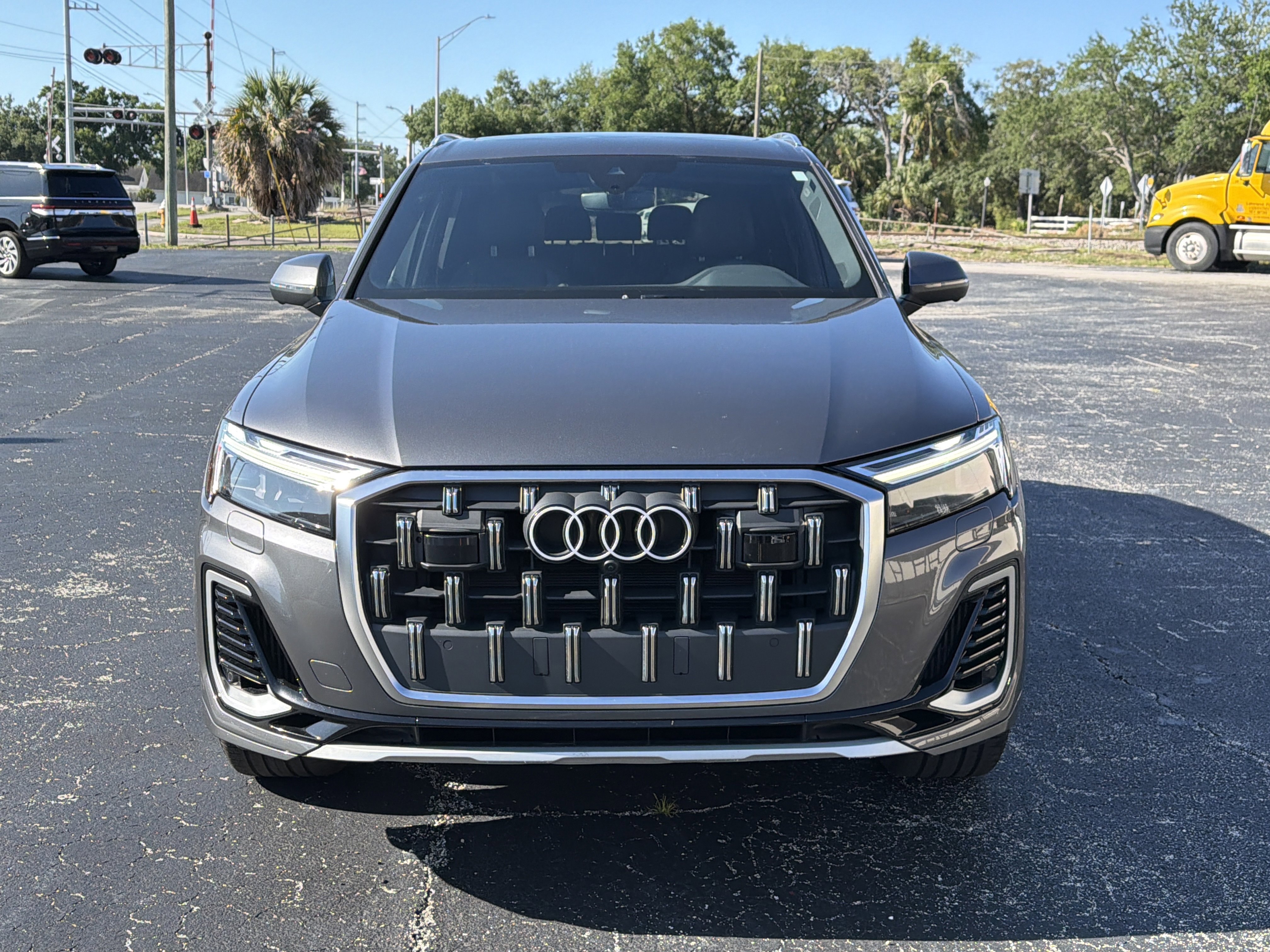 Used 2025 Audi Q7 3.0T Premium Plus AWD/4WD image 10