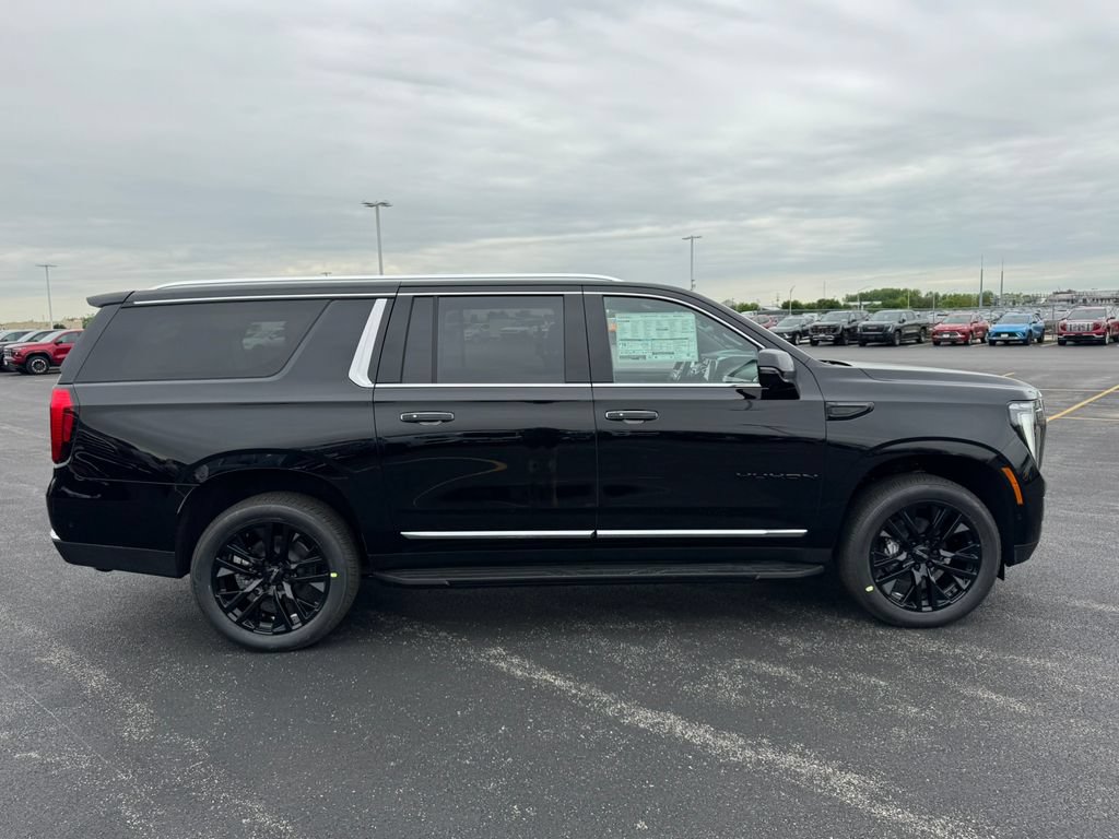 New 2026 GMC Yukon XL Elevation w/ Elevation Premium Package AWD/4WD image 6